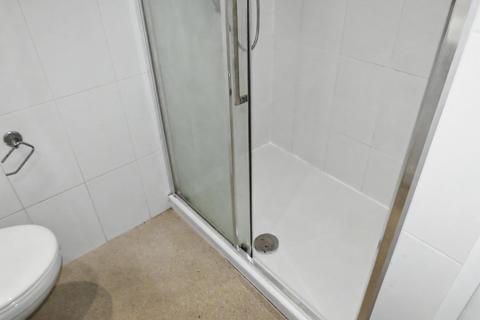undefined, Apartment 613, Cardinal Court, Scholes Street, Oldham OL1 3FZ