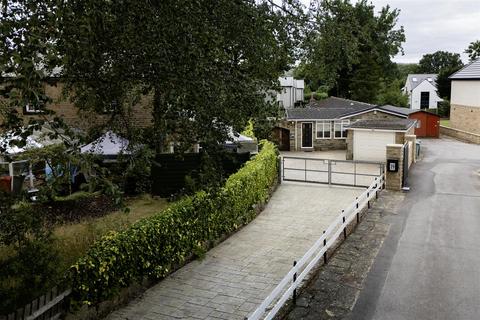 2 bedroom detached bungalow for sale, The Mews, Over Hall Park, Mirfield