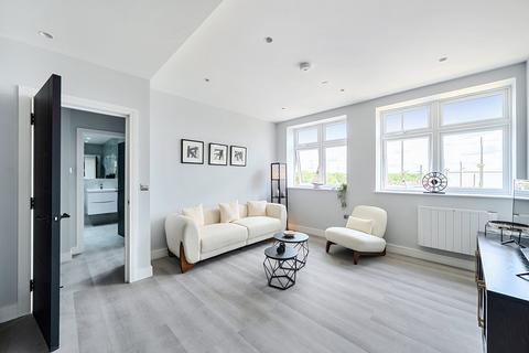 undefined, London Road, Sutton SM3