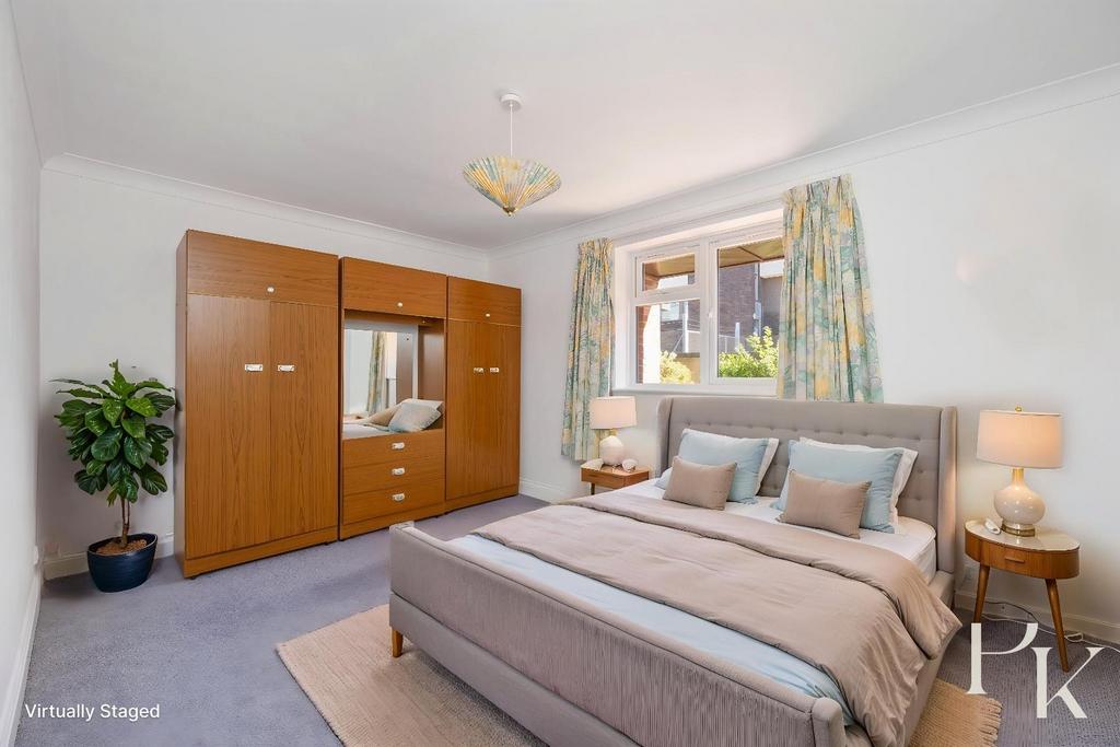 House in Hove, Brunswick - View 5