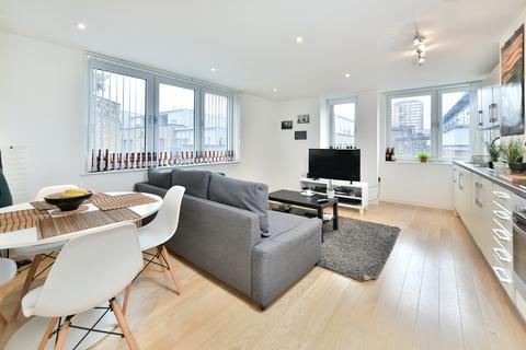 2 bedroom apartment to rent, Britannia Walk, Islington, London, N1