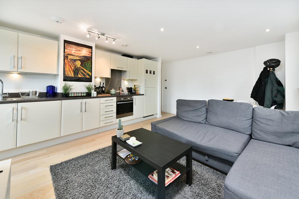 Apartment in Islington - View 2