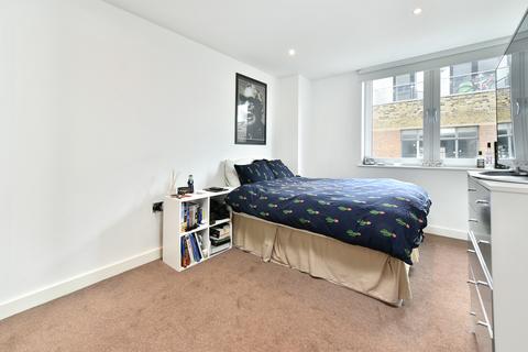 2 bedroom apartment to rent, Britannia Walk, Islington, London, N1
