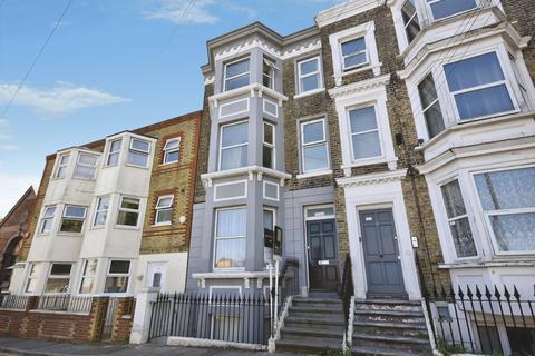 1 bedroom flat for sale, Lausanne Terrace, Margate