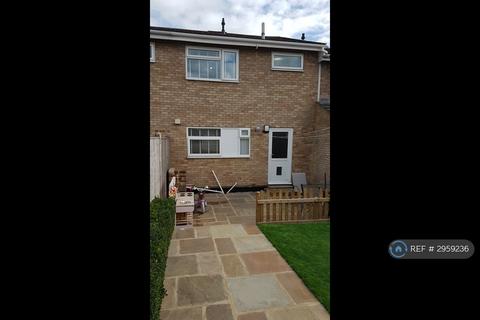 3 bed terraced house for rent in Sevenoaks Road, Eastbourne, BN23