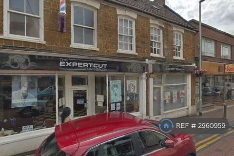 1 bedroom flat to rent, Cambridge Street, Wellingborough, NN8