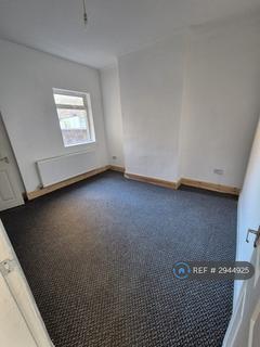 3 bedroom terraced house to rent, Sidney St, Cleethorpes, DN35