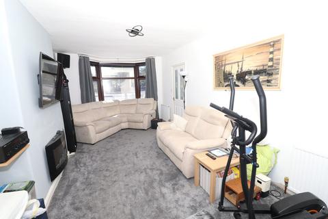 3 bedroom semi-detached house to rent, 57 Flixton Drive, Crewe, CW2