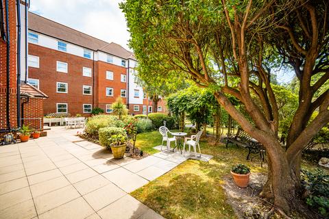 1 bedroom retirement property for sale, Granville Road, Eastbourne BN20
