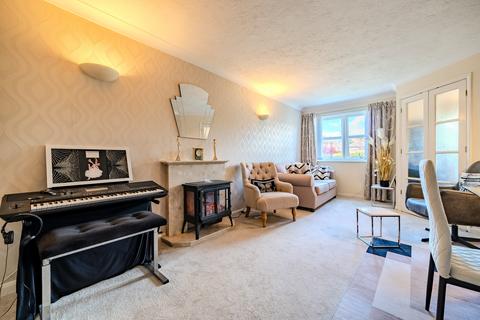 1 bedroom retirement property for sale, Granville Road, Eastbourne BN20
