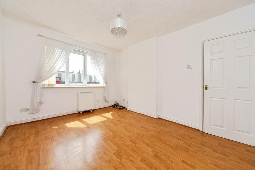Apartment in Liverpool, Everton - View 2