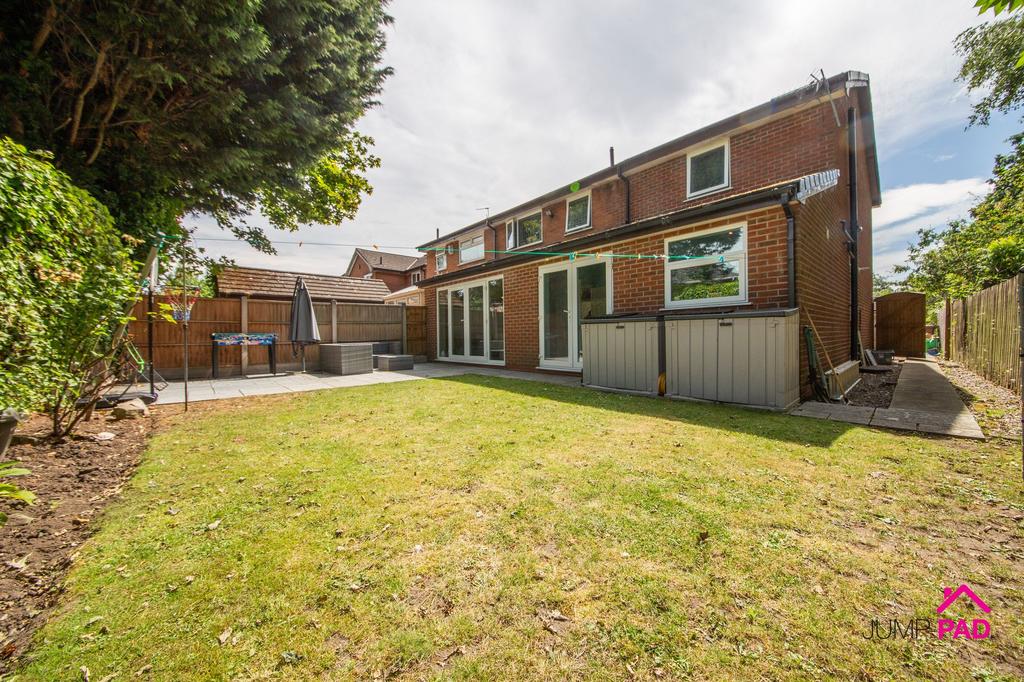 House exterior, garden