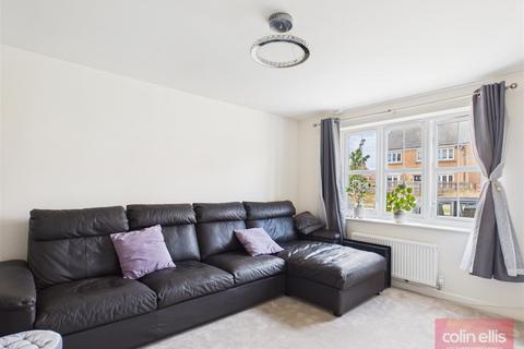 4 bedroom detached house for sale, Millfields Drive, Scarborough