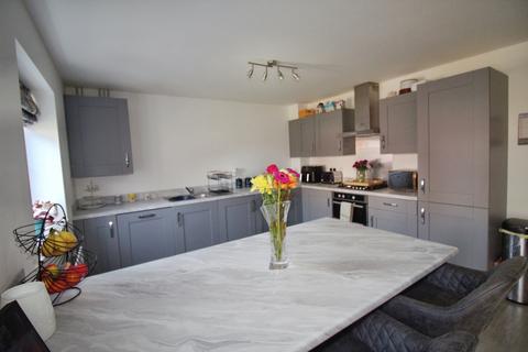 4 bedroom detached house for sale, Brewton drive, Deeping St James