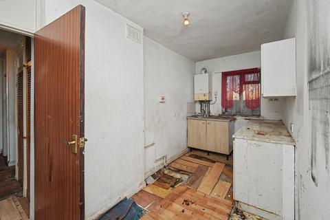 undefined, London Road, Mitcham, Greater London