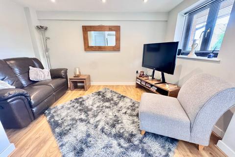 2 bedroom mews for sale, Staploe Mews, High Street, Soham