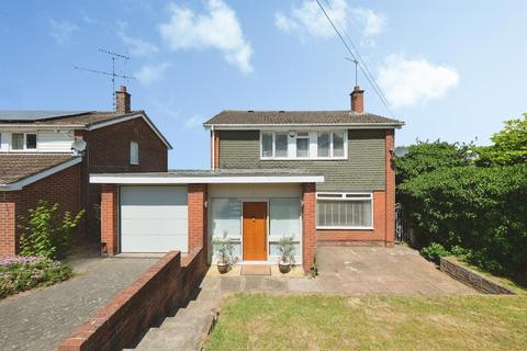 3 bedroom detached house for sale, Dalebrook Road, Burton-On-Trent
