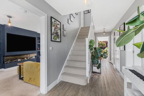 undefined, Harper Close, Gloucester, Gloucestershire, GL3 1GL