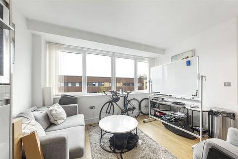 1 bedroom flat to rent, Home Park Mill Link, Kings Langley WD4