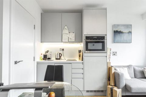 1 bedroom flat to rent, Home Park Mill Link, Kings Langley WD4