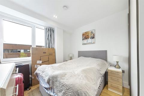 1 bedroom flat to rent, Home Park Mill Link, Kings Langley WD4