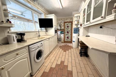 2 bedroom flat for sale, Burke Avenue, Port Talbot