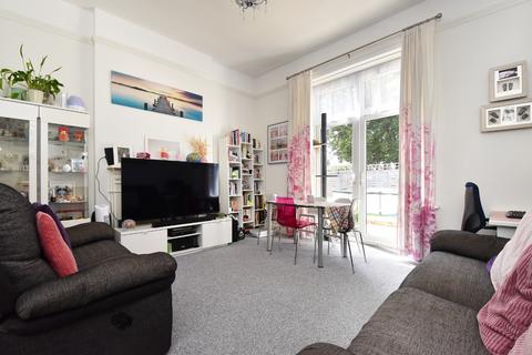 2 bedroom apartment for sale, Homefield Road, Bromley, Kent, BR1