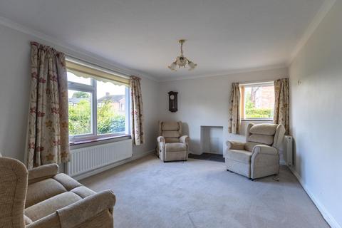 3 bedroom detached bungalow to rent, Chantry Avenue, Hartford, CW8