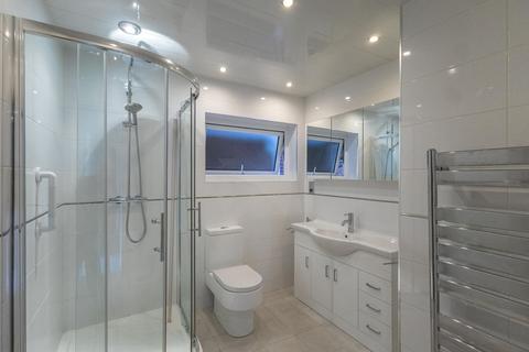 3 bedroom detached bungalow to rent, Chantry Avenue, Hartford, CW8