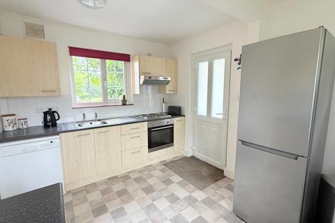 2 bedroom end of terrace house for sale, Warren Cottages, Crawley