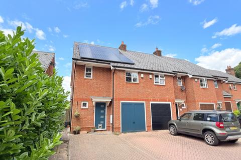 3 bedroom end of terrace house for sale, Kings Worthy, Winchester