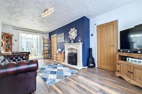 2 bedroom semi-detached house for sale, Fife Avenue, Jarrow, NE32