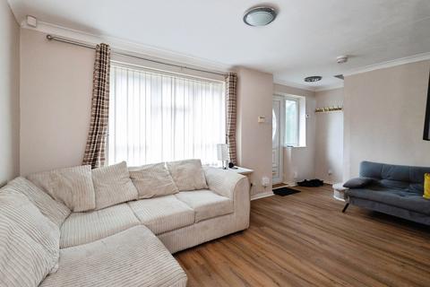 2 bedroom terraced house for sale, Kinder Avenue, Ashton-under-Lyne, Greater Manchester, OL6