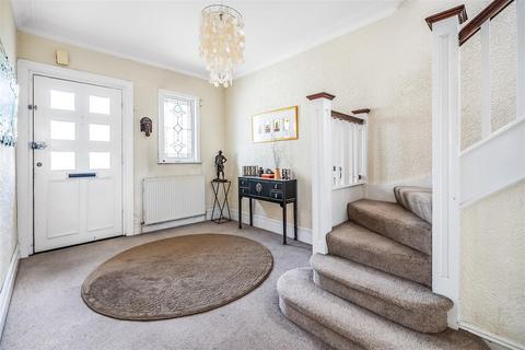 6 bedroom detached house for sale, Holland Avenue, Cheam, SM2