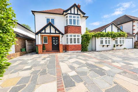 6 bedroom detached house for sale, Holland Avenue, Cheam, SM2