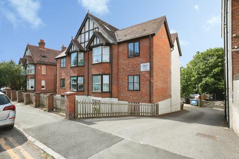 1 bedroom flat for sale, West Wycombe Road, High Wycombe