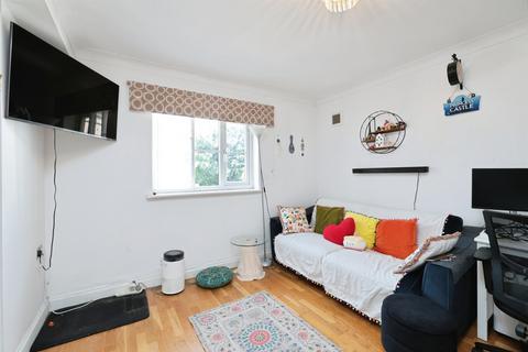 1 bedroom flat for sale, West Wycombe Road, High Wycombe