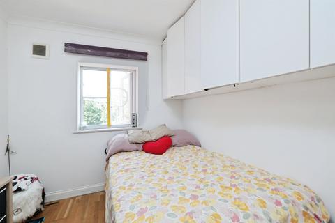1 bedroom flat for sale, West Wycombe Road, High Wycombe