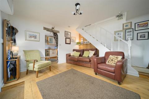 2 bedroom end of terrace house for sale, Kirk Wynd, Abernethy, Perth