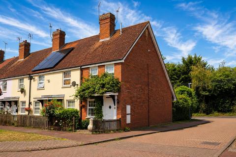 2 bedroom end of terrace house for sale, Brick Kiln Close, Coggeshall, Colchester