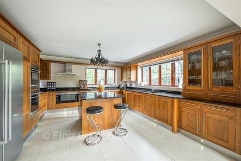 6 bedroom detached house for sale, Brightling Road, Robertsbridge TN32