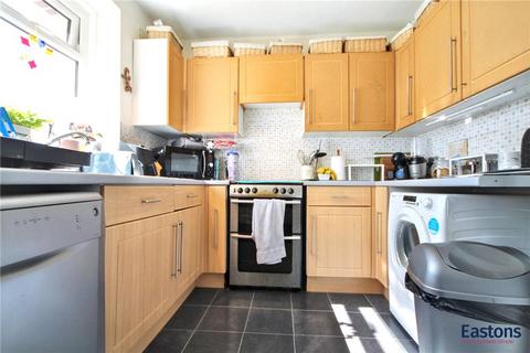 2 bedroom flat for sale, Longfield Crescent, Surrey KT20
