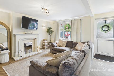 3 bedroom house to rent, Buckfast Close, Cheshire SK10