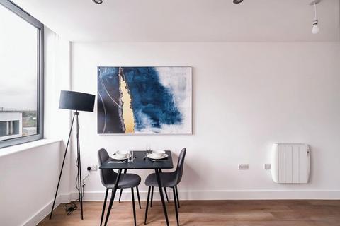 1 bedroom apartment to rent, Alexander House