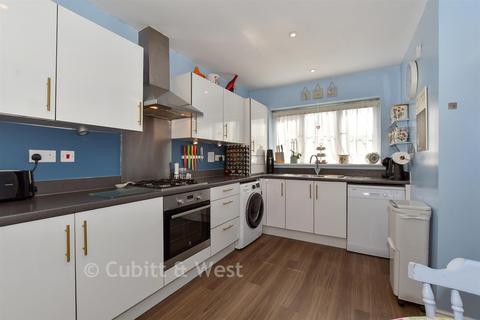 4 bedroom townhouse for sale, Oddstones, Pulborough RH20