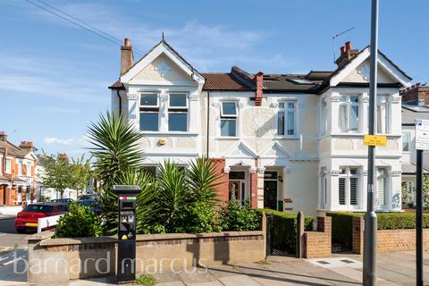 3 bedroom semi-detached house for sale, Culmstock Road, London