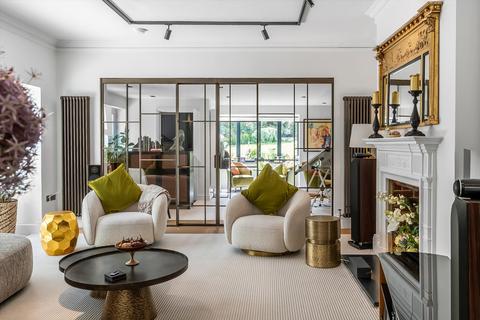 5 bedroom detached house for sale, London Road, Guildford, Surrey GU1.