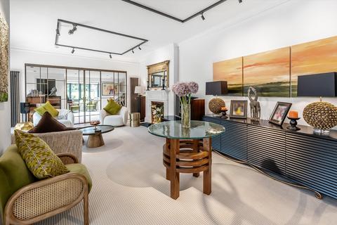 5 bedroom detached house for sale, London Road, Guildford, Surrey GU1.