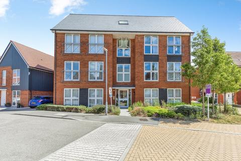 2 bedroom flat for sale, Viking Road, Wouldham, Rochester, Kent, ME1