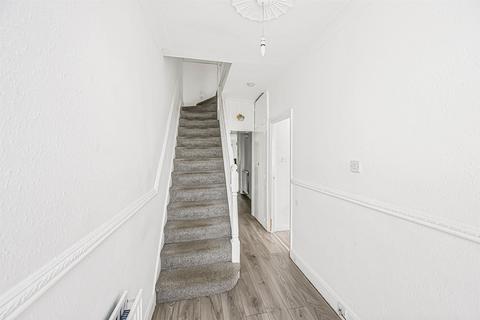 3 bedroom house for sale, Chingford Avenue, Chingford
